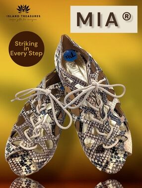 MIA Neutral Snakeskin Women's Size 7.5 Sandals Tan Lace-Up Woven Cutouts Flats